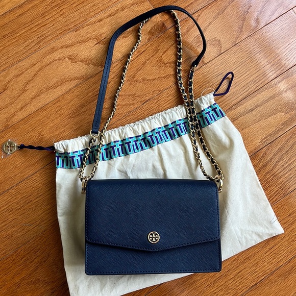 Tory Burch Handbags - Tory Burch Robinson Mini Convertible